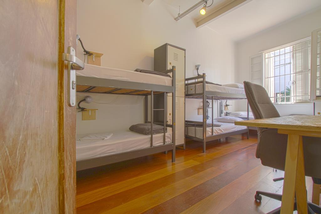 Brick Hostel Porto Alegre Bagian luar foto