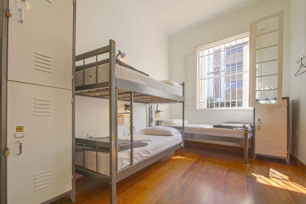 Brick Hostel Porto Alegre Bagian luar foto